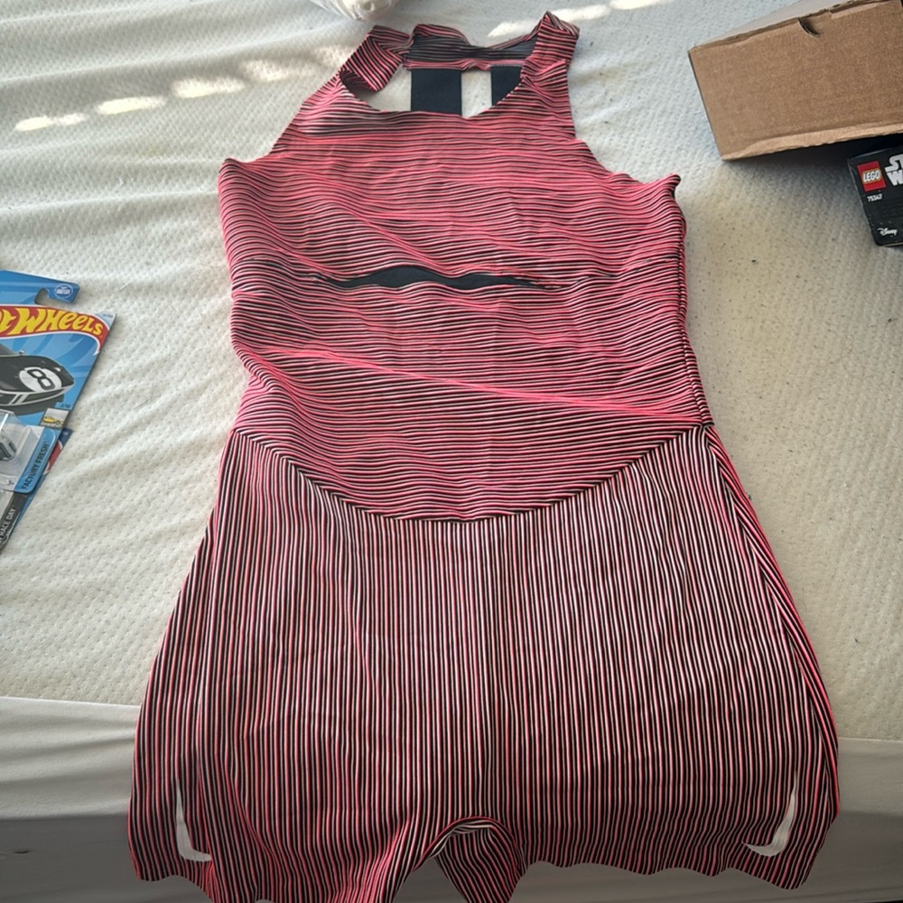 New with tags Nike women’s singlet size medium